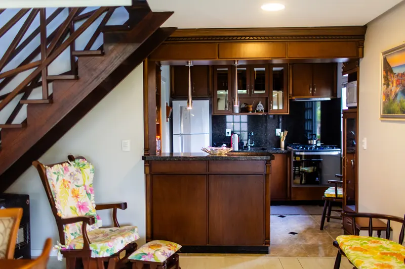 Casa Família — mezanino e cozinha